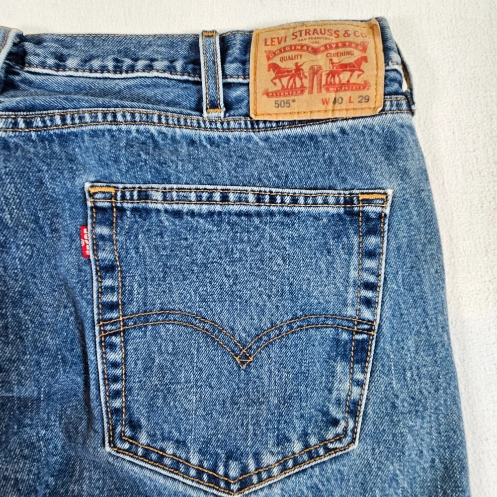 Levi's 505 Regular Fit Jeans Mens 40x29 Blue Medium Wash Straight Leg Denim